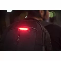 Knog Plus Rechargeable Rear Bike Light -Polkupyörät Myyntikauppa B0110A3B41F6887819CADBA8BC2CFAE8