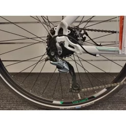 Insera Reflex 200 24-v 28" Naisten Hybridipyörä -Polkupyörät Myyntikauppa insera reflex 200 3.jpg